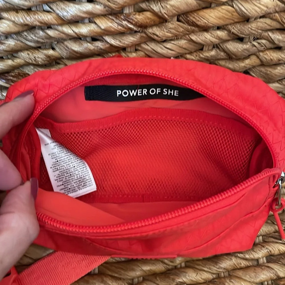 Athleta Excursion Mini Belt Crossbody Bag NWT Orange - Picture 4 of 8